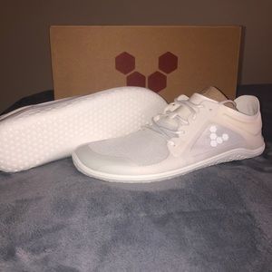 Vivobarefoot Primus Lite III